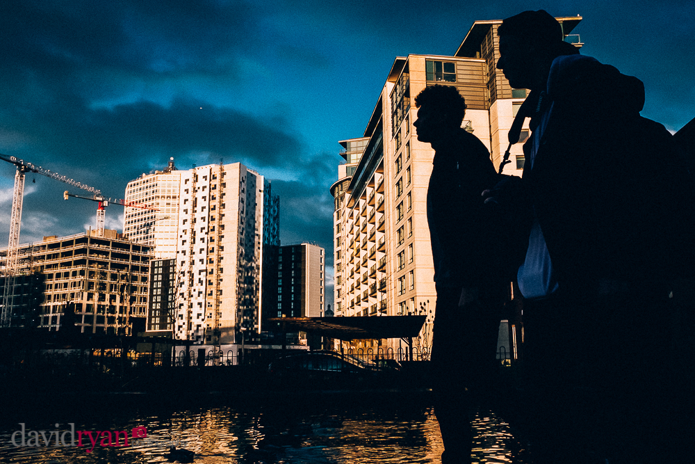 streetphotography in Birmingham canal in England
